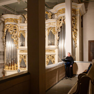 VERHÜLLUNG von Jan Kehrberger